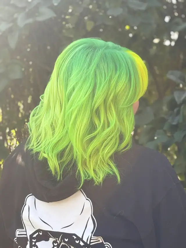 HAIR STYLIST ‍♀️ - Photo 2