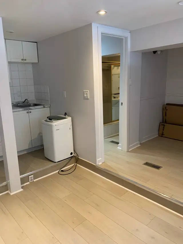 Dow’s Lake Little Italy apt for rent - Photo 2