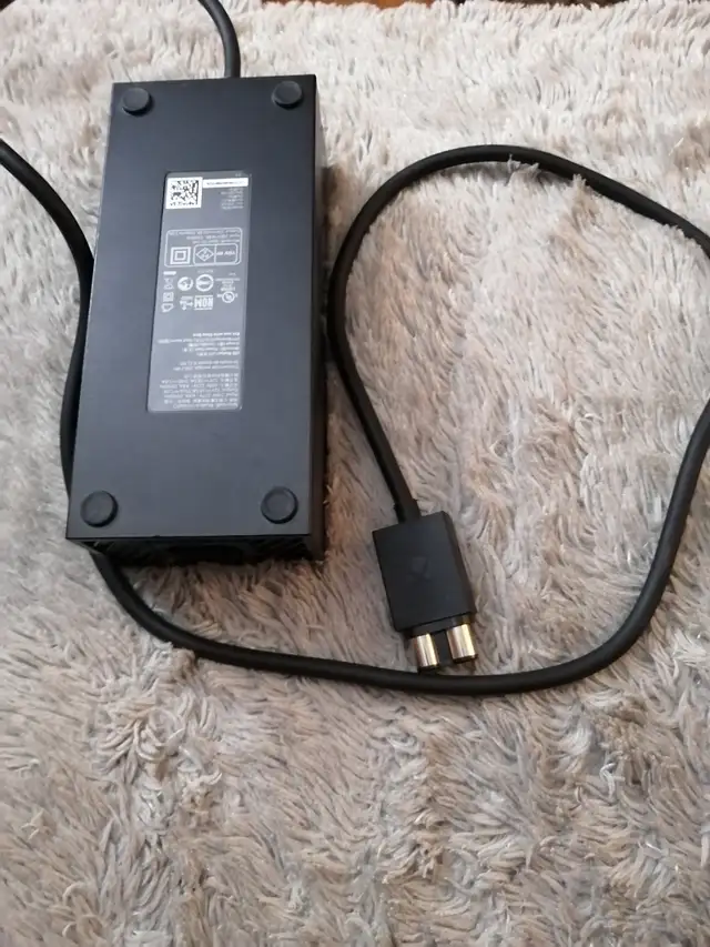 Xbox one console - Photo 4