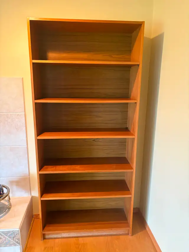 For sale 1 teak cabinet and 1 bookcase - Photo 4