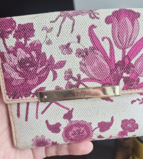 100% Authentic Vintage Gucci Flora Bifold Wallet Unused (112661) - Photo 2