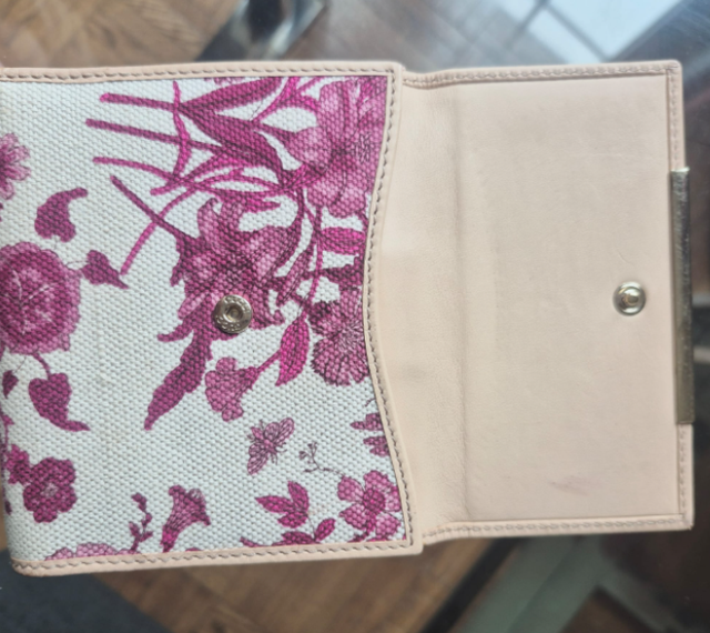 100% Authentic Vintage Gucci Flora Bifold Wallet Unused (112661) - Photo 5