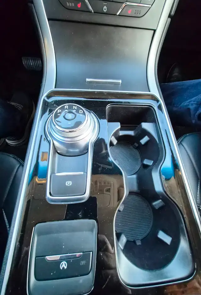2019 FORD EDGE SEL - Photo 15