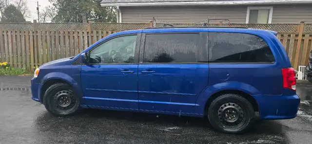 2013 Dodge Grand Caravan R /T - Photo 6