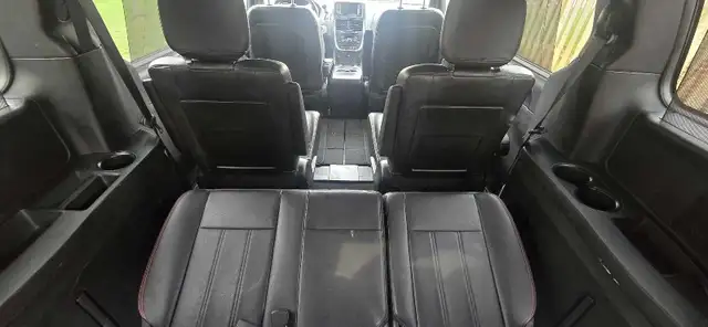 2013 Dodge Grand Caravan R /T - Photo 10