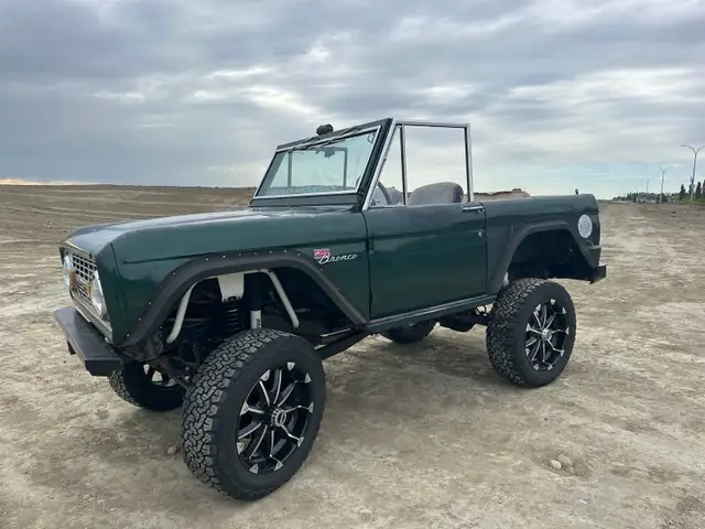1971 Ford Bronco - Photo 5