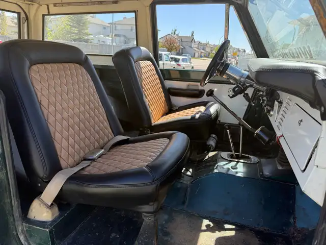 1971 Ford Bronco - Photo 8