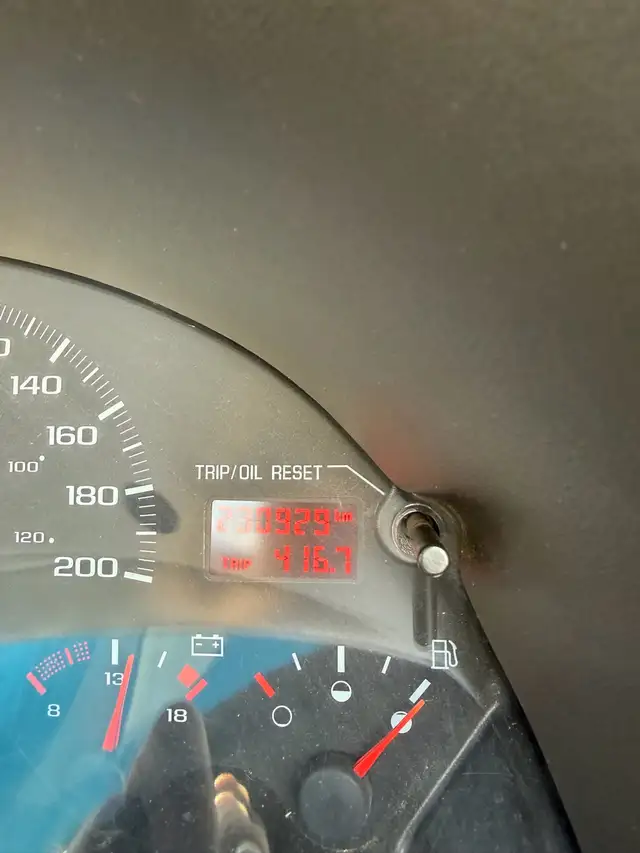2002 Convertable Chevy Camaro 3.8L - Photo 9