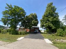 1br available in Stoney Creek