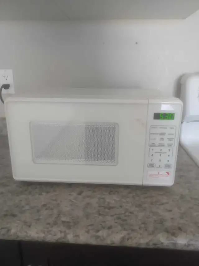 bring me microwave for sale in working condition