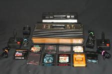 ATARI 2600 CONSOLE 4 SWITCH WOODY WITH 10 GAMES