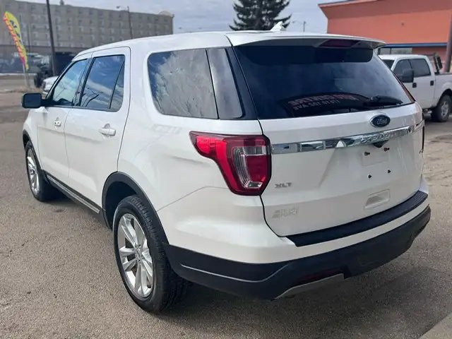 2019 FORD EXPLORER XLT SPORT – 4WD – 7 PASSENGER - Photo 9
