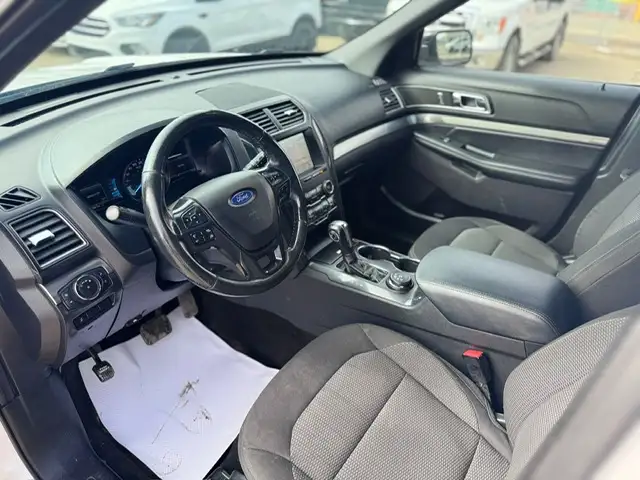 2019 FORD EXPLORER XLT SPORT – 4WD – 7 PASSENGER - Photo 12
