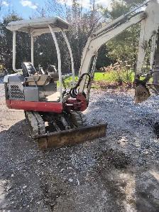 Takeuchi tb016 2002