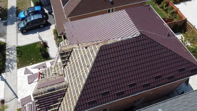Experienced Roofing Helper Needed/Must Have A Car/$25h - Photo 2