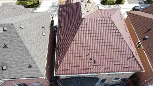 Experienced Roofing Helper Needed/Must Have A Car/$25h - Photo 3