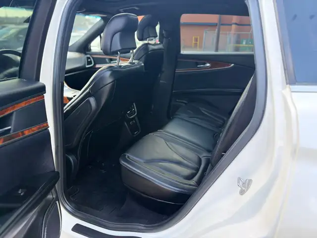 2016 LINCOLN MKX RESERVE – 3.7L V6 – AWD - NO ACCIDENTS - Photo 18