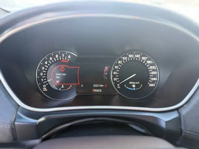 2016 LINCOLN MKX RESERVE – 3.7L V6 – AWD - NO ACCIDENTS - Photo 21