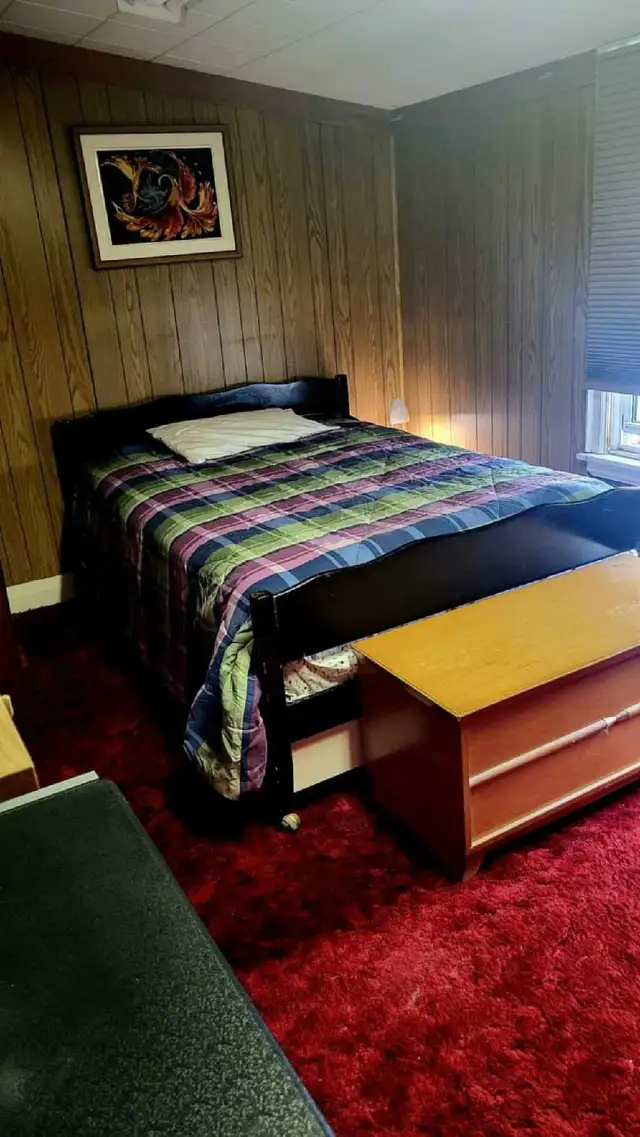 Room For Rent (available immediately) - Photo 8