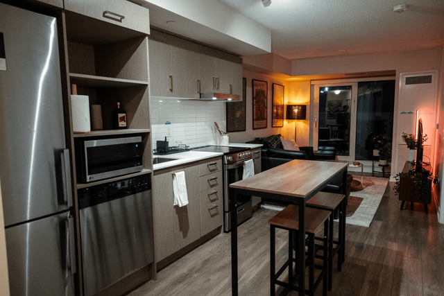 2 Bed 1 Bath Condo Apartment - Photo 5