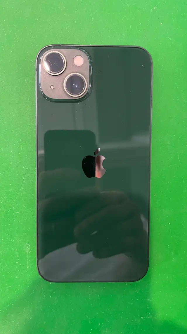 iPhone 13, 128GB, Navy/ Green. - Photo 4