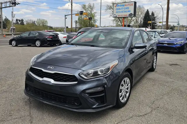 2020 Kia Forte LX - Photo 2