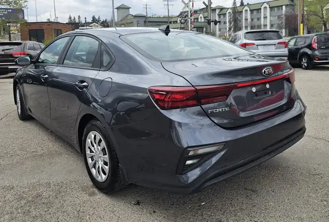2020 Kia Forte LX - Photo 4