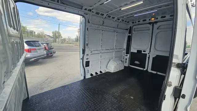 2019 Ram ProMaster Cargo Van 2500 HR - Photo 16