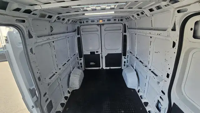2019 Ram ProMaster Cargo Van 2500 HR - Photo 17