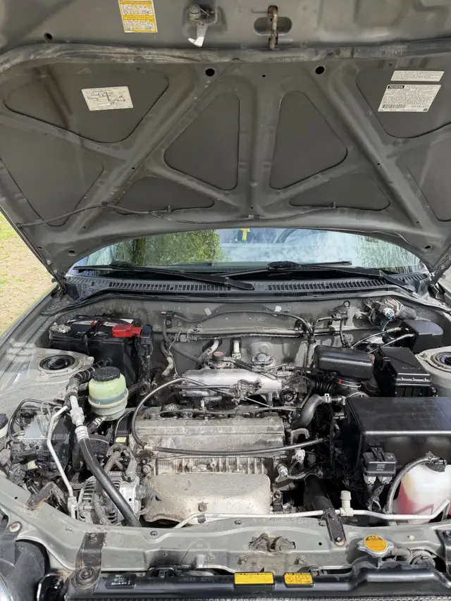 1999 Toyota RAV4 - Photo 6