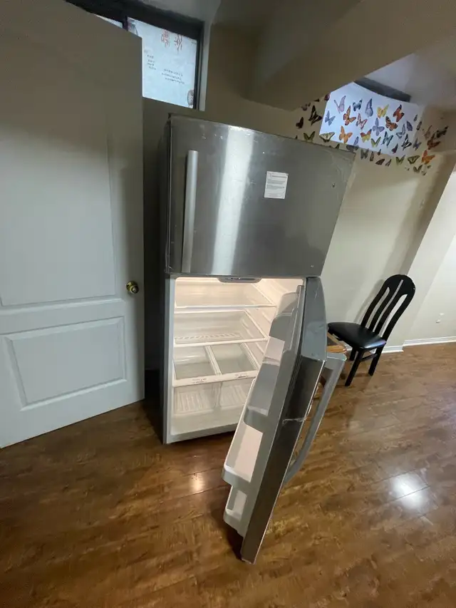 Furnished studio basement for rent Brampton - Photo 3