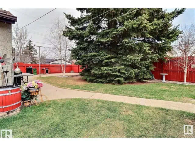 Steps from Everything You Need, Prime Location, Perfect Price - Photo 8
