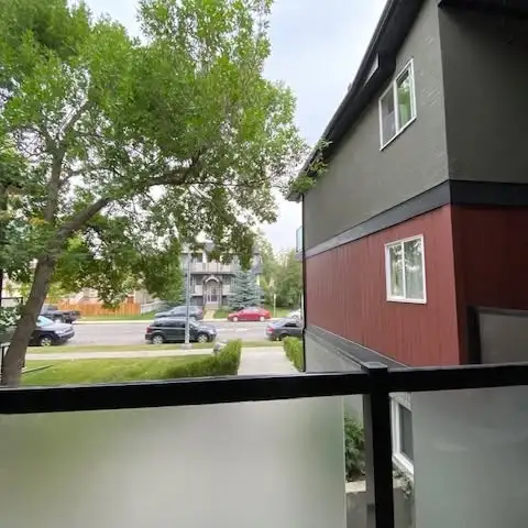 Killarney-2 Bed Condo Rental-Large Balcony