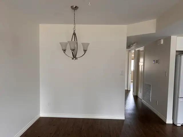 Spacious and bright! 2-bedroom apt. available Now! - Photo 10