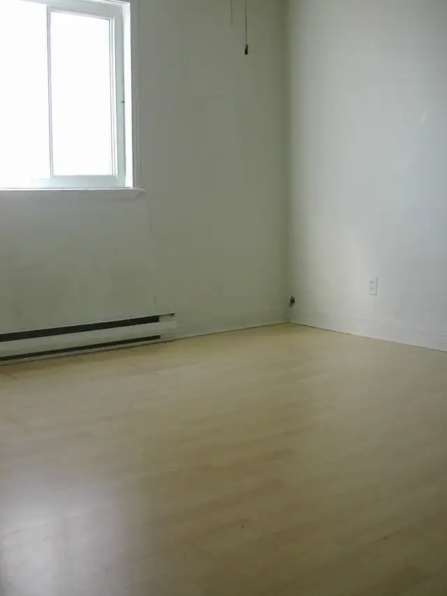 $1150/month  4½ – Lachine (St-Pierre) July 1st - Photo 2