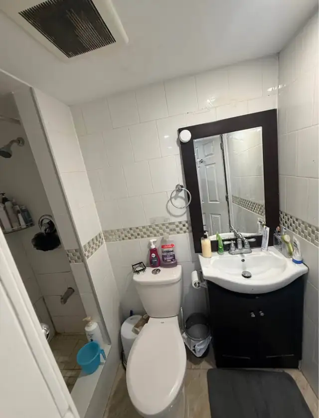 Scarborough Large  Basement for Rent - Photo 2