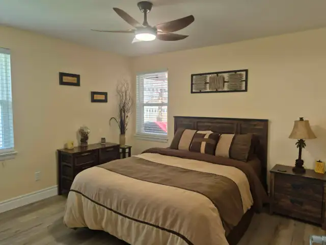 Fully Renovated 2 Bedroom Ranch – Move-In Ready Premium Upgrades - Photo 7