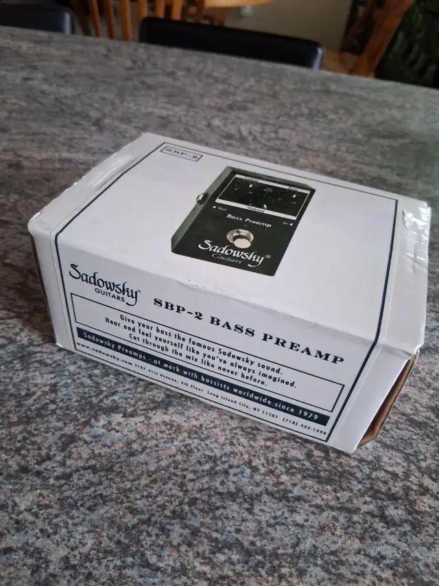 Bass preamp pedal - Photo 2