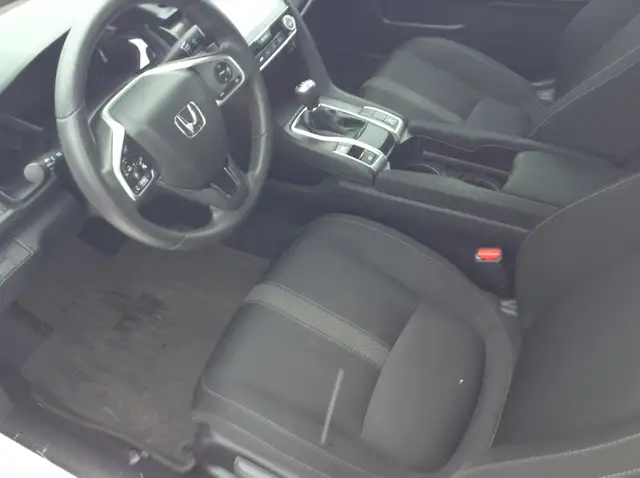 2019 Honda Civic LX - Photo 6