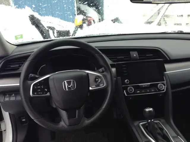 2019 Honda Civic LX - Photo 8