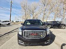 2015 GMC Yukon XL 4WD Denali Clean Carfax Full Service History - Photo 2