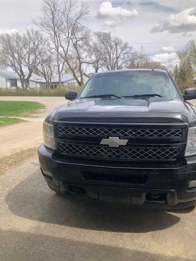 Chevrolet Silverado 2500HD - Photo 2