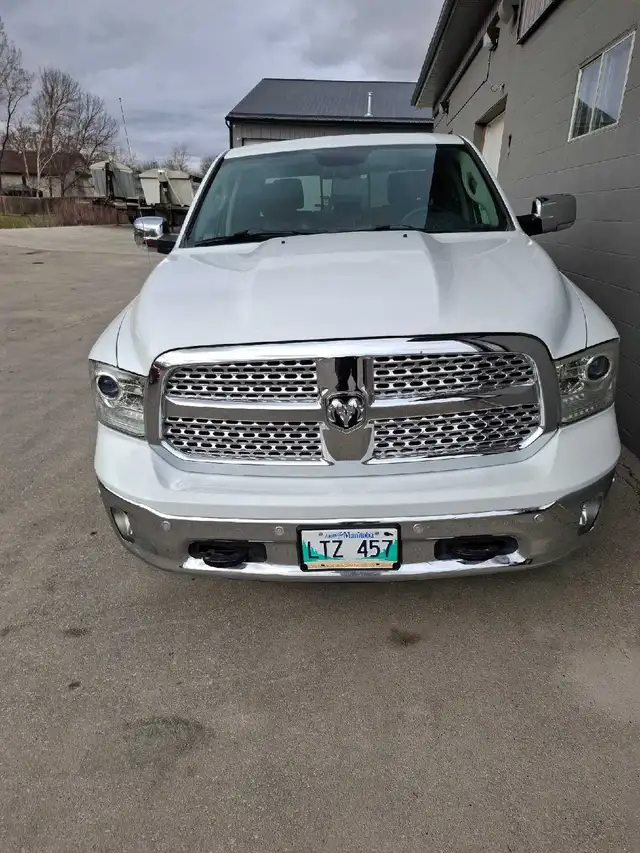 2015 Ram 1500 Laramie Crew - Photo 2