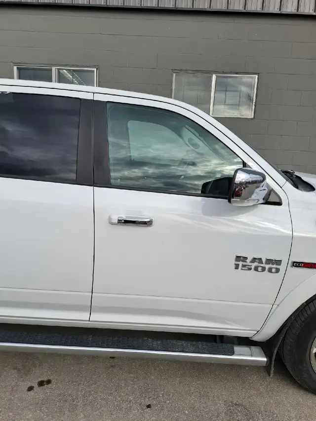 2015 Ram 1500 Laramie Crew - Photo 4