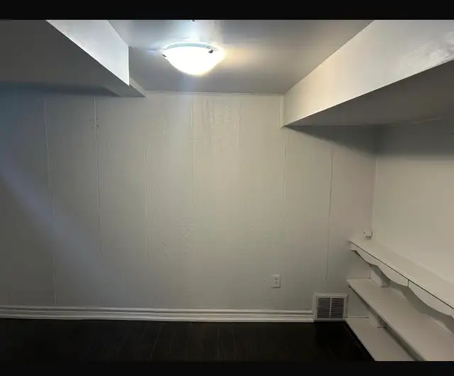 McMaster Student House for Rent-Female - Photo 9
