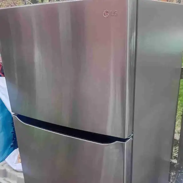 Frigidaire LG en Stainless (1 ans d'usure)