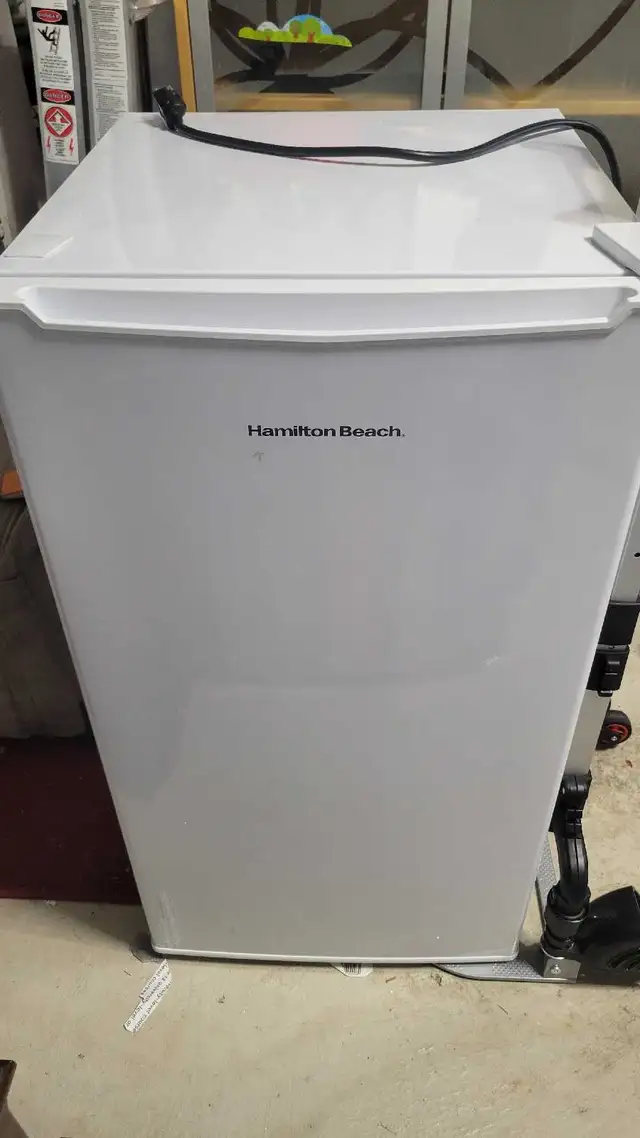 Hamilton Beach Fridge 3.3 cu.ft