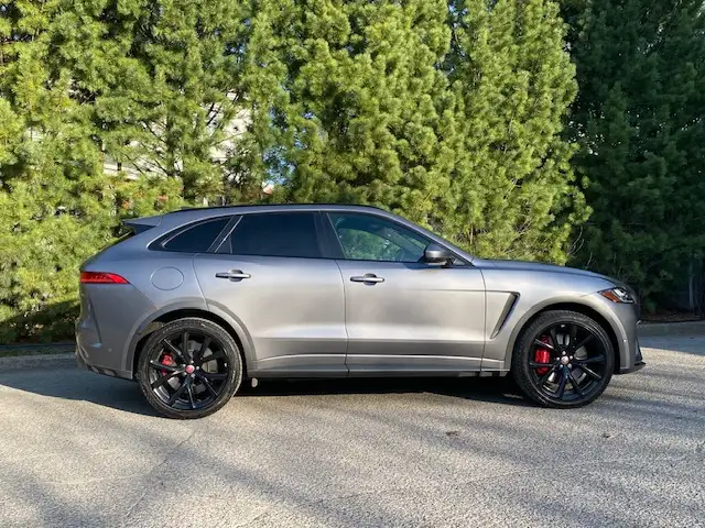 Jaguar Fpace svr 2020 - Photo 6