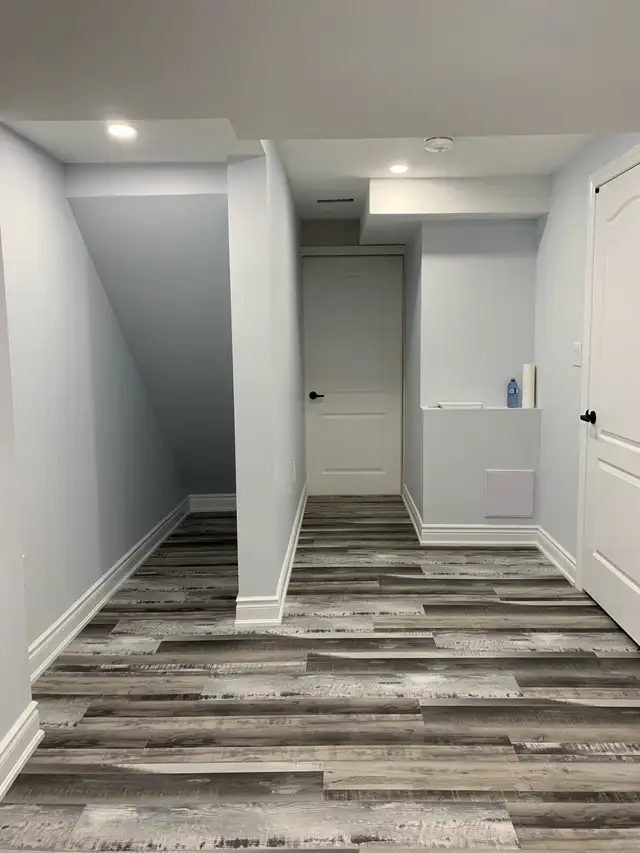 Basement for rent - Photo 5