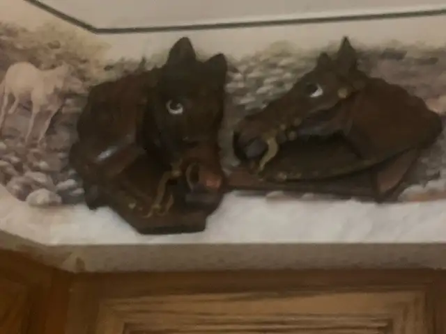 Vintage horse heads - Photo 2